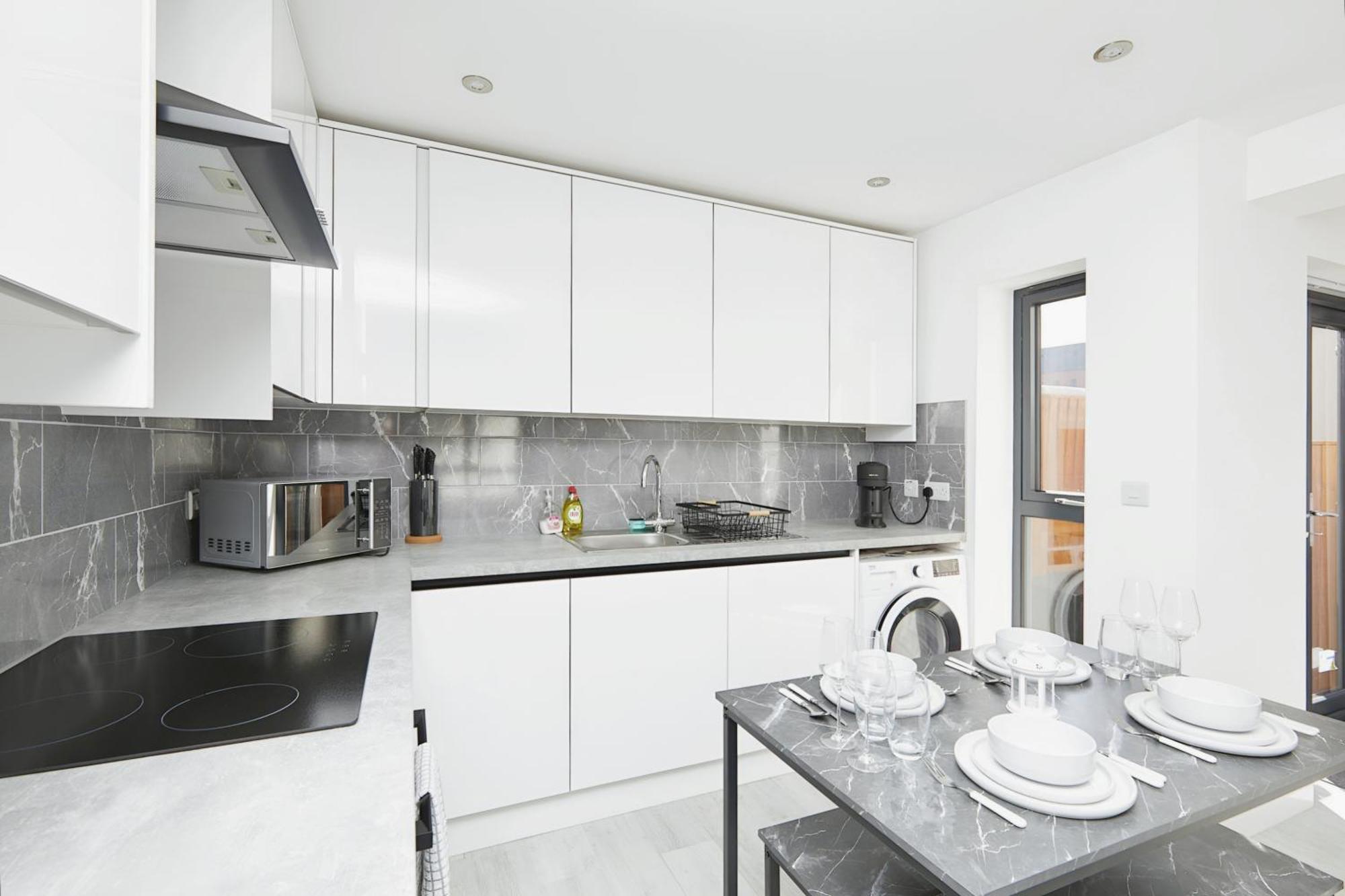 Modern Home In Derby City Centre - Free Gated Parking Eksteriør bilde